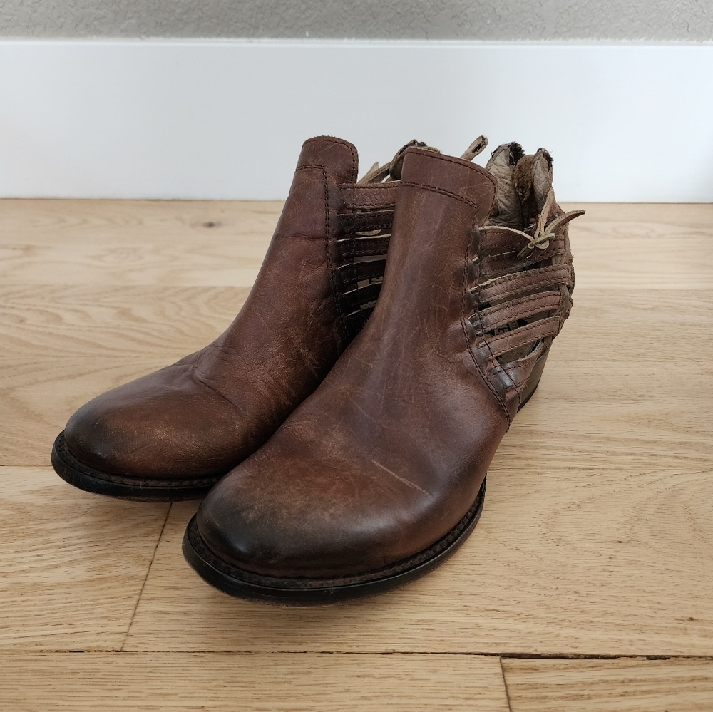 Freebird By Steven Slate Open Side Ankle Boots Si… - image 1